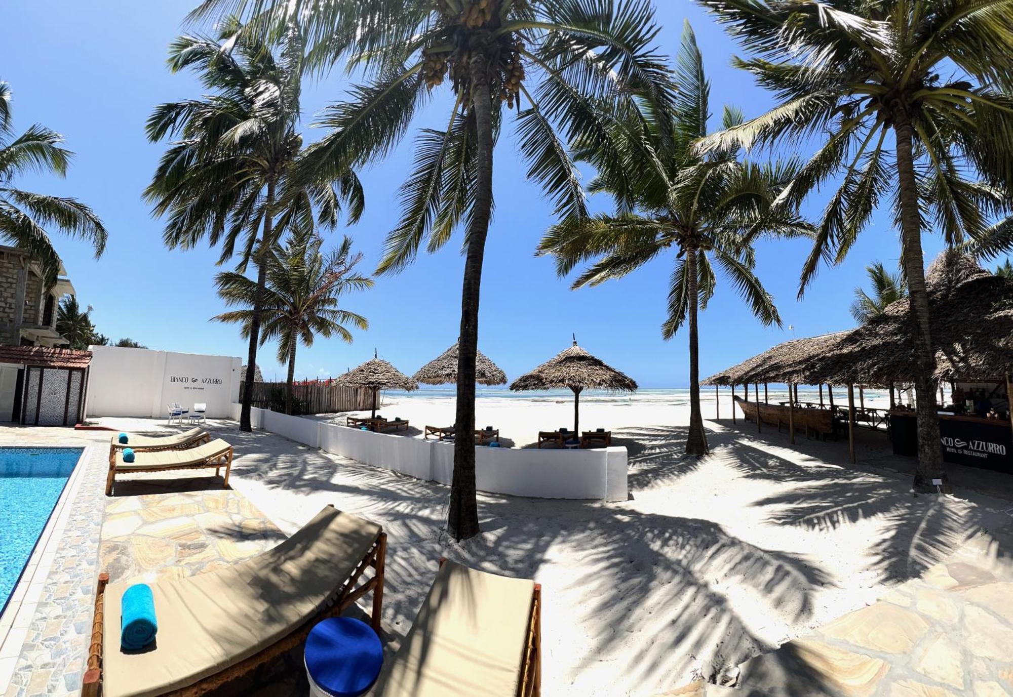 Bianco Azzurro Hotel & Restaurant Pwani Mchangani Kültér fotó
