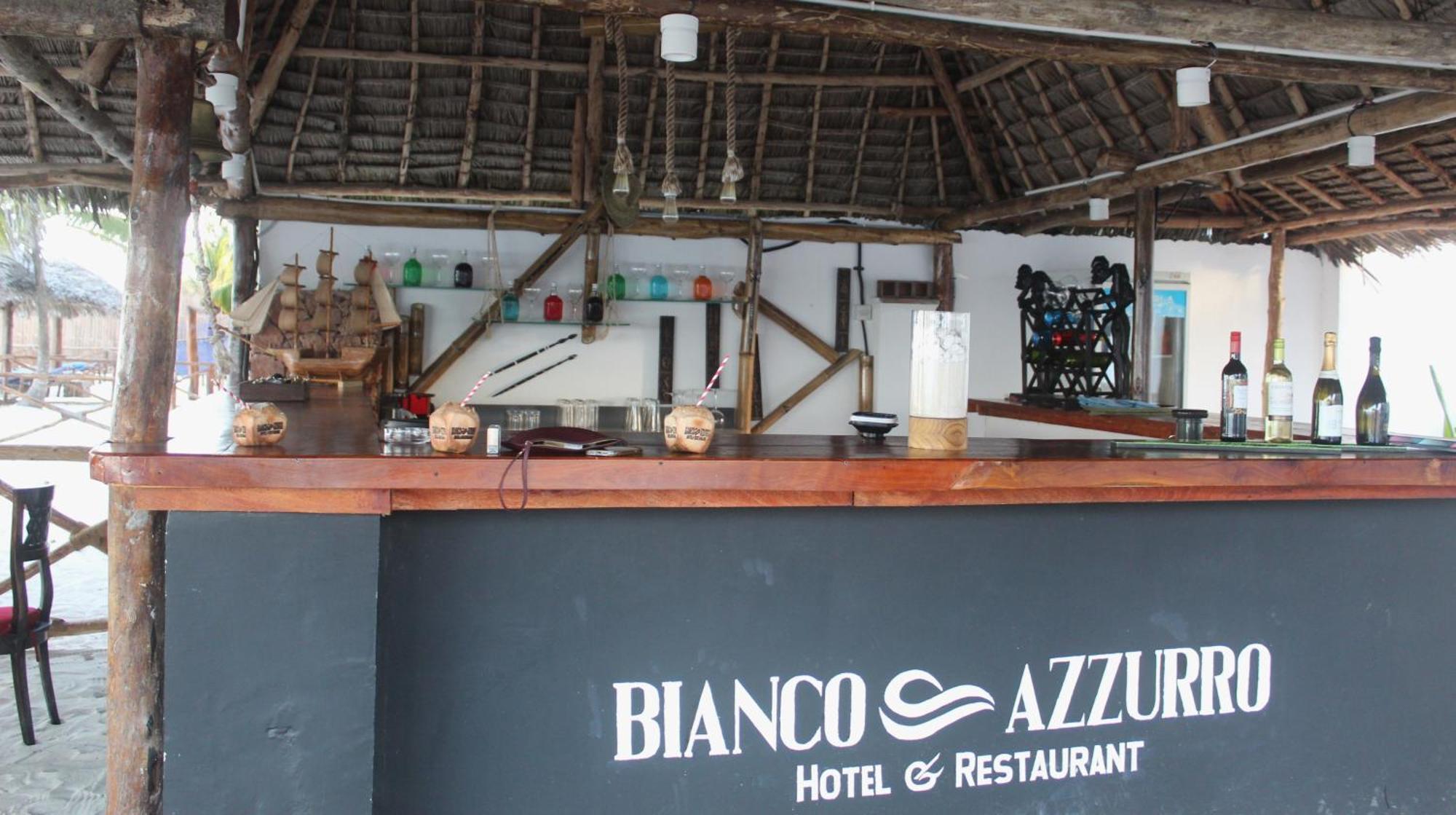 Bianco Azzurro Hotel & Restaurant Pwani Mchangani Kültér fotó